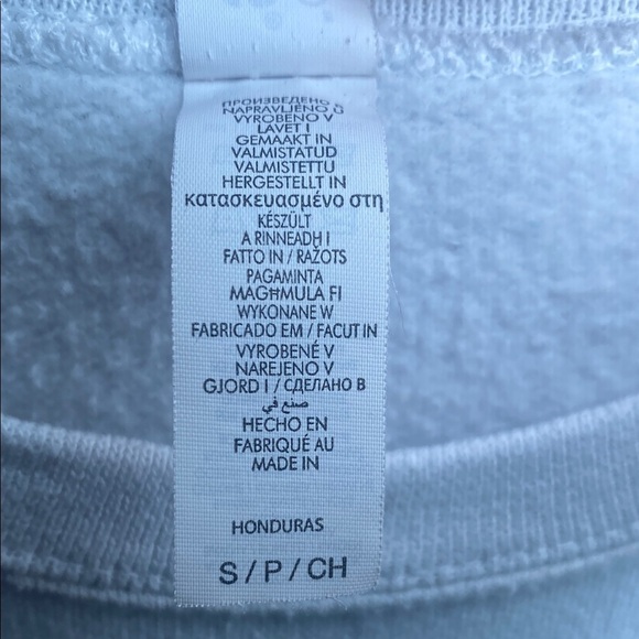 Women’s Taylor Swift Crewneck Sweatshirt White Graphic  Holiday Pullover - Picture 3 of 6